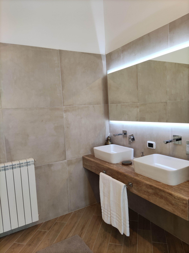 Bathroom 5, Charming Villa With Swimming Pool, Trapani