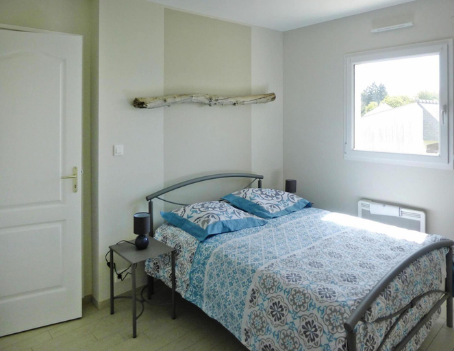 Room 3, Modern Semi-detached House With Terrace, Côtes-d'Armor