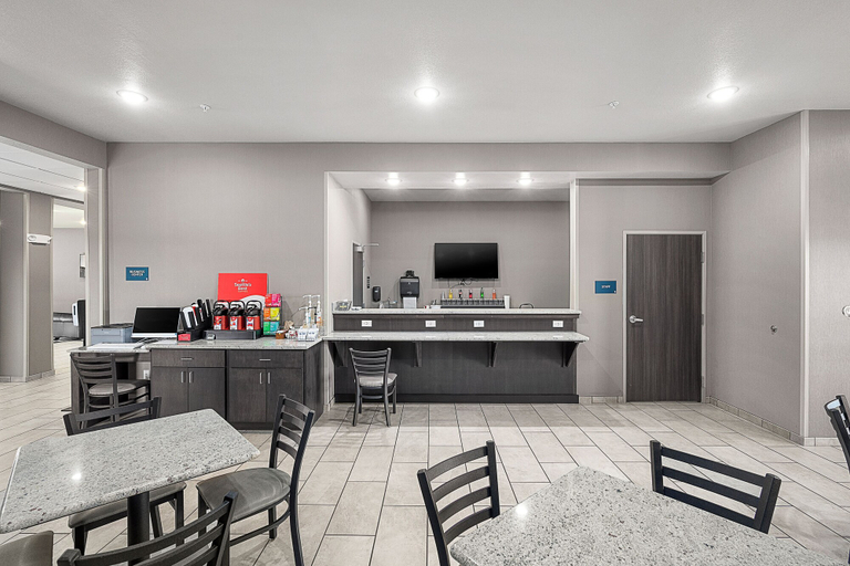Others 5, Riverstone Suites - Chippewa Falls, Chippewa