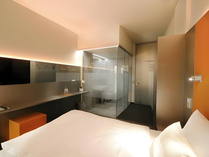 Bedroom 5