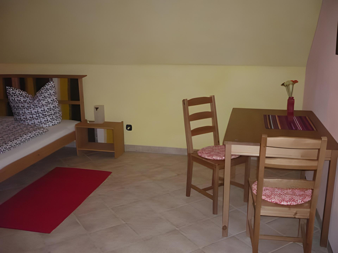 Dining Room 13
