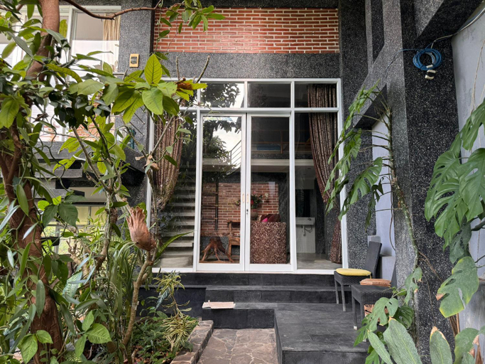 Giri Hill Homestay, Badung