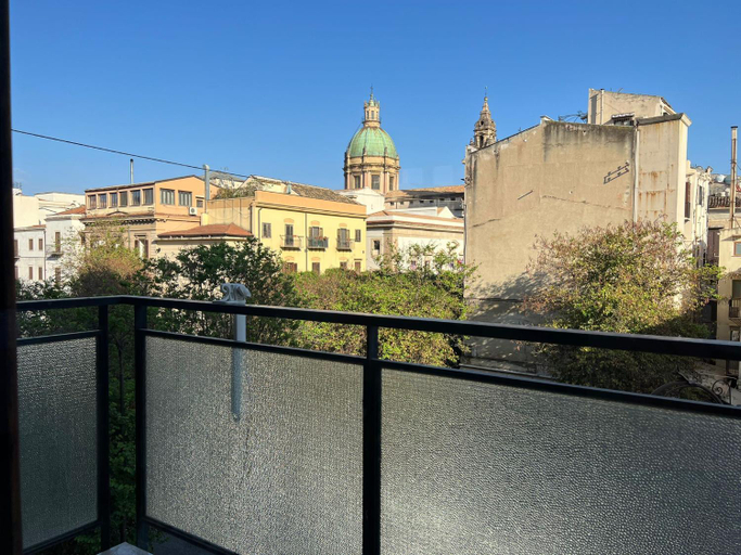 Others 2, ConteCavour, Palermo