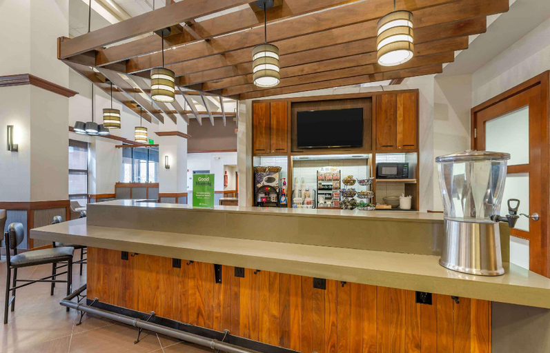 Food & Drinks 4, Extended Stay America Premier Suites - Cleveland - Independence, Cuyahoga