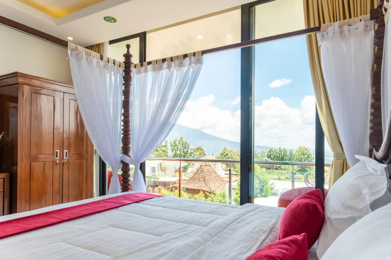 Bedroom 8