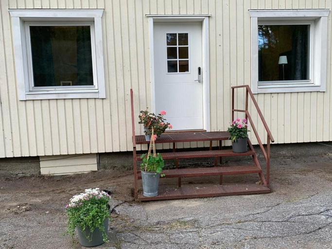 Others 3, Guldklimpens Vandrarhem, Storuman