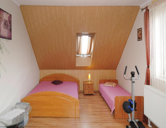 Room 2, Holiday Home Kolczewo Near Baltic Sea Beach, Kamień