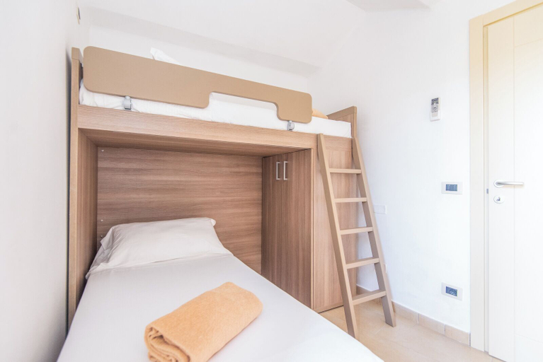 Bedroom 4, Mariva Dune Suites, Livorno