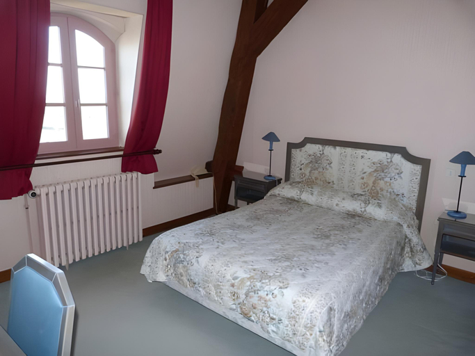Bedroom 9