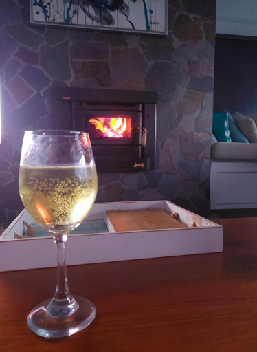 Food & Drinks 4, POINTS SOUTH BY THE SEA, Colac-Otway - South