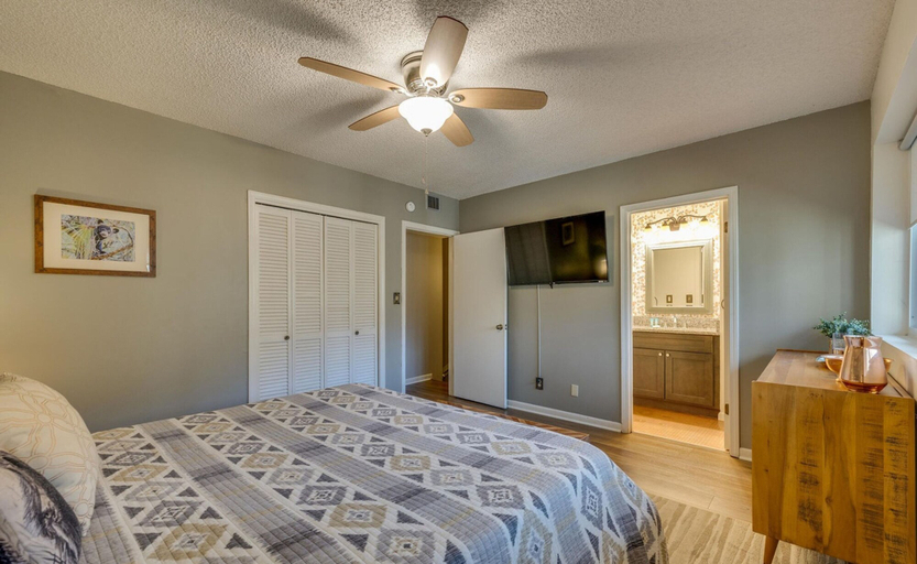 Bedroom 3, Large Modern-style Condo w Pool Gym Game Room, Sevier