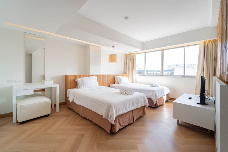 Bedroom 8
