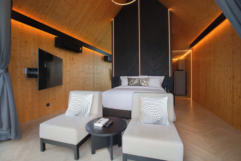 Bedroom 8