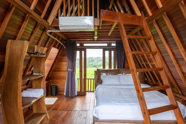 Bedroom 18