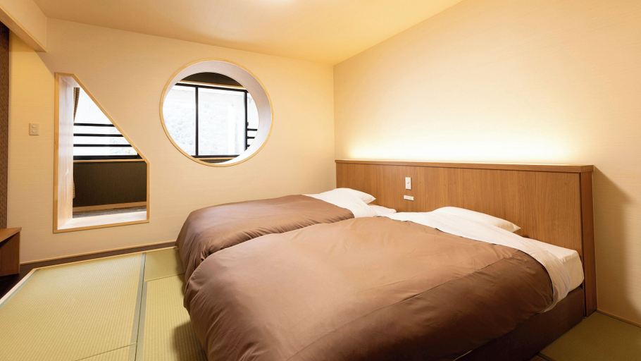 Bedroom 4, Ooedo Onsen Monogatari Premium Yamanaka Grand Hotel, Kaga