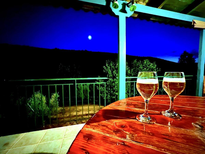 Others 2, Estate Tsiati - Κτημα Τσιατη, Peloponnese
