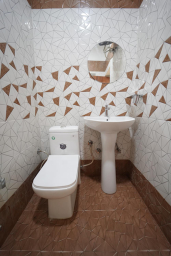 Bathroom 4, Lexus Hotel, Amritsar