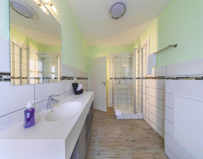 Bathroom 5, Apartment in Wernigerode Near Harz Castle, Harz