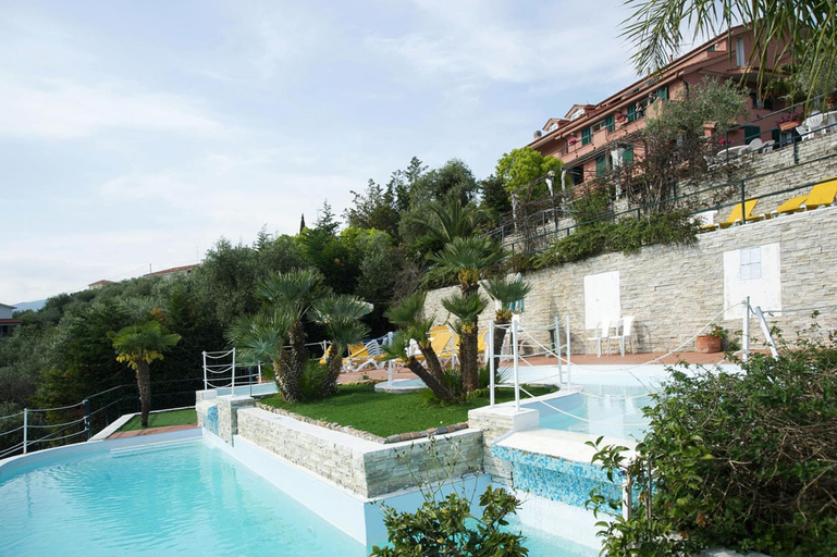 Sport & Beauty 1, Holiday Villa Apartment in Imperia, Imperia