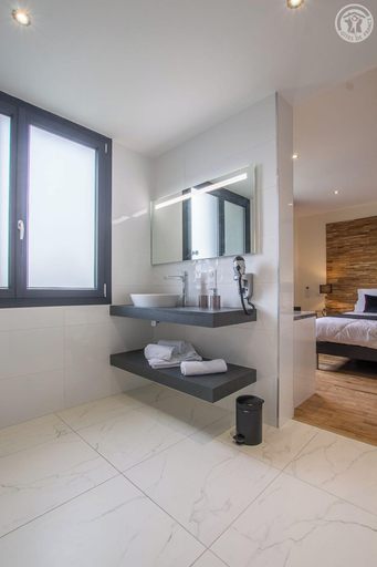 Bathroom 5, La Porte des Alpes, Savoie