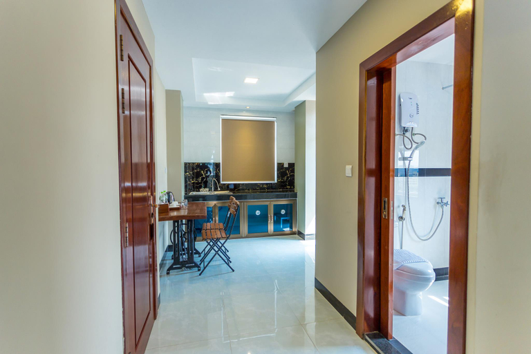 Others 4, Molyan Hotel, Phnom Penh