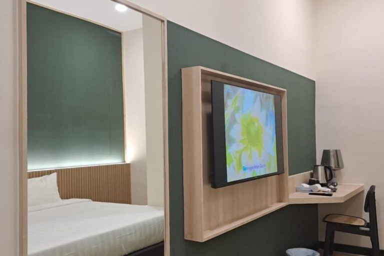 Bedroom 6