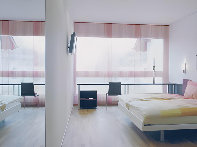 Bedroom 16