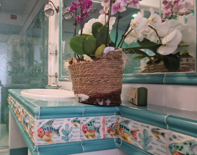 Bathroom, Albergo La Conca Azzurra, Salerno