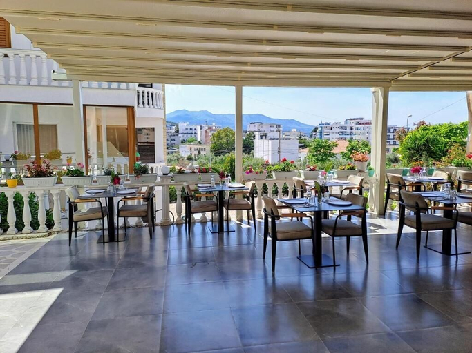 Food & Drinks 5, Hotel Vathi, Sarandës