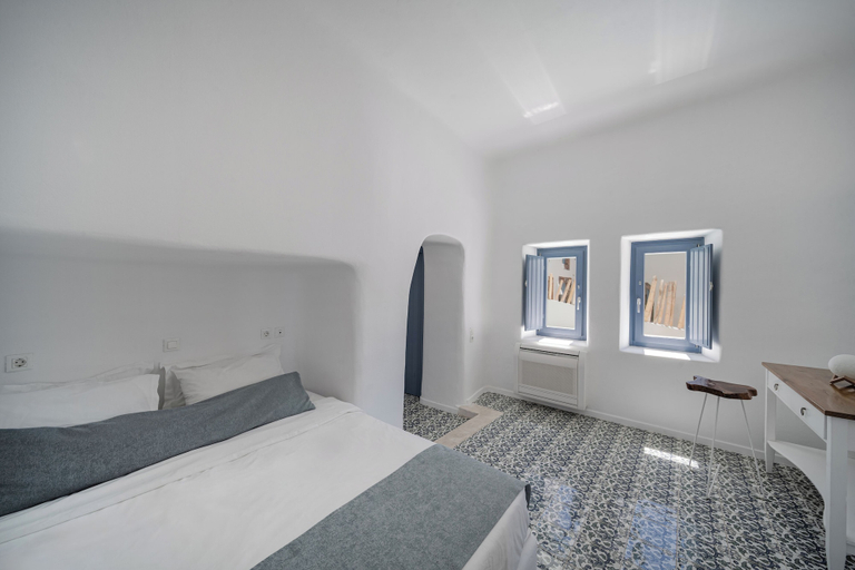 Bedroom 5, Luna Santorini Suites, South Aegean