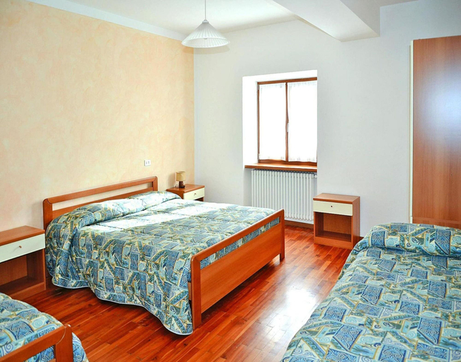 Bedroom 3, Apartments Casa Caritro, Cusiano di Ossana, Trento