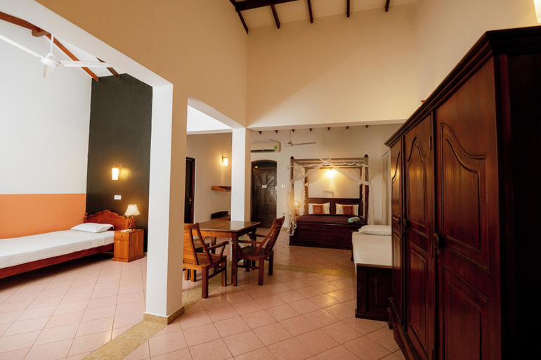 Bedroom 2, Prince Villa, Bentota