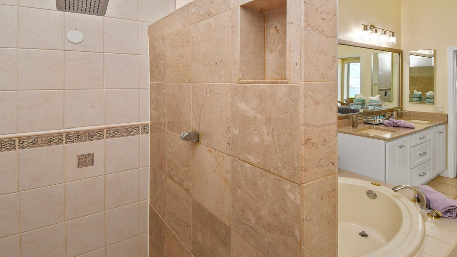 Room 3, Seascape - Spa Whilrpool South Terrace 4 Bedroom, Lee