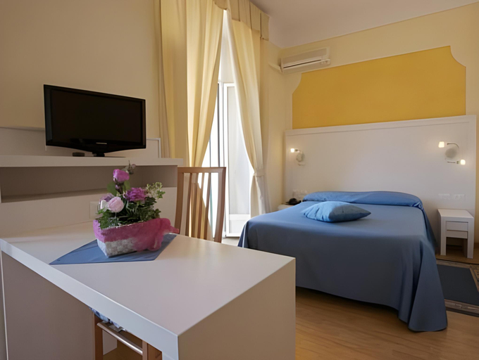Bedroom 8