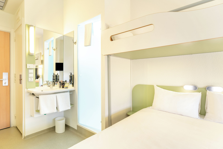 Bedroom 3, Ibis Budget Madrid Calle Alcalá, Madrid