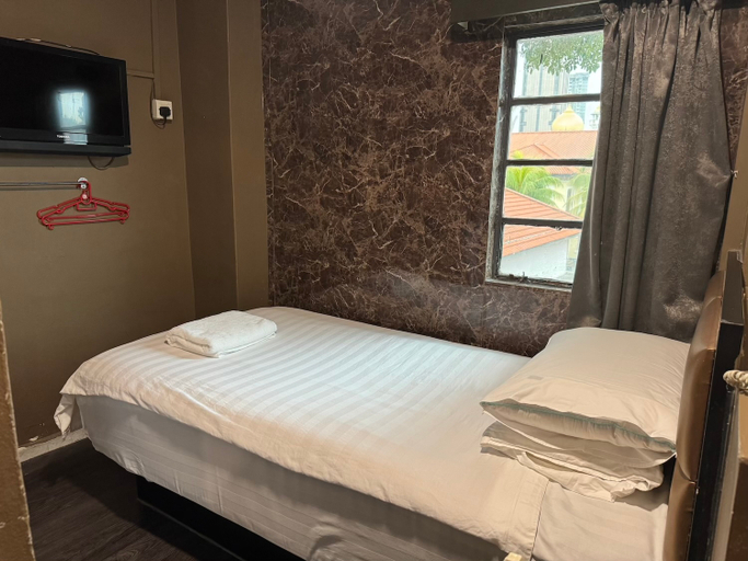 Bedroom 6