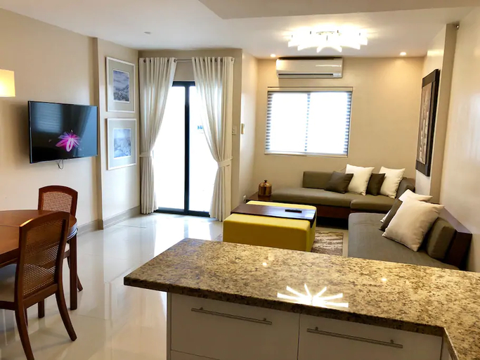 Others 4, Grand Largest 2 BDRM Cndo Grnd Rsdncs WIFI 500Mbps, Cebu City