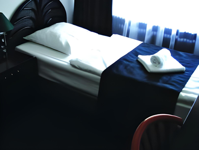 Bedroom 10