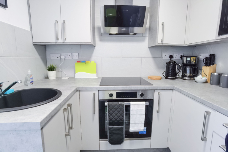 Others 3, Chadburn House by Your Lettings UK, Peterborough