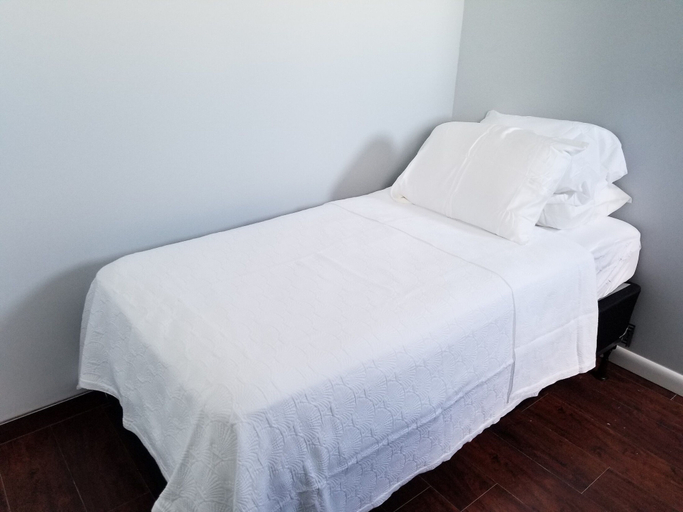 Bedroom 2, Sea Spray, Saint Johns