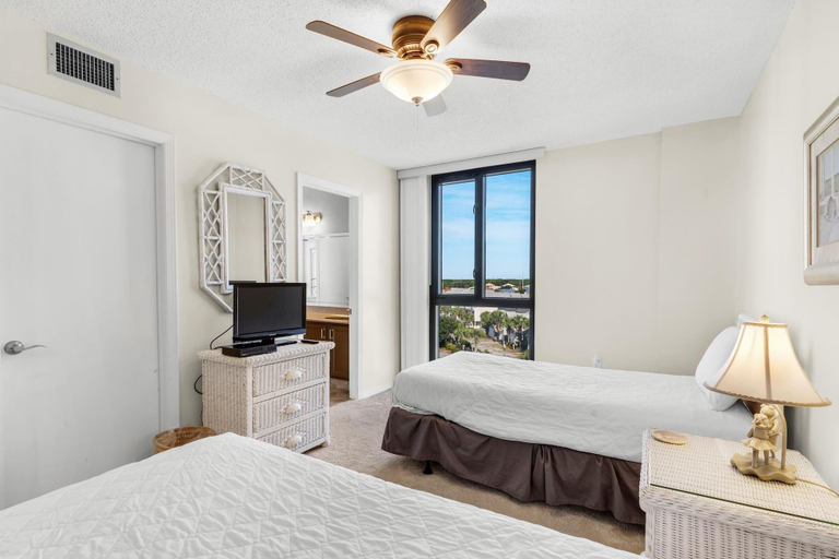 Bedroom 3, Enclave 605a, Okaloosa