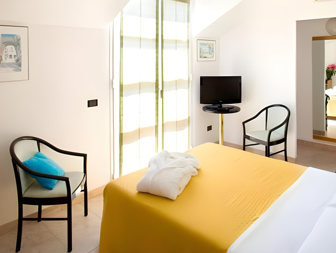 Bedroom 5