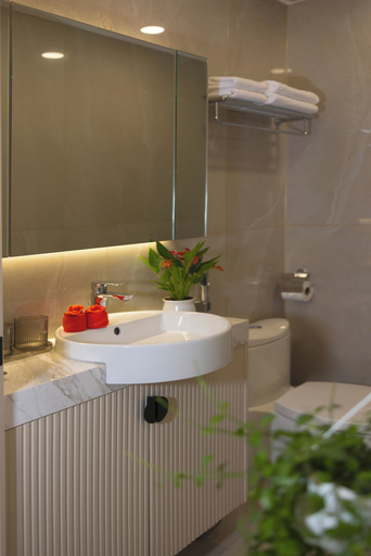 Bathroom 3, Ben Thanh Luxury Suite Hotel & Spa, District 1