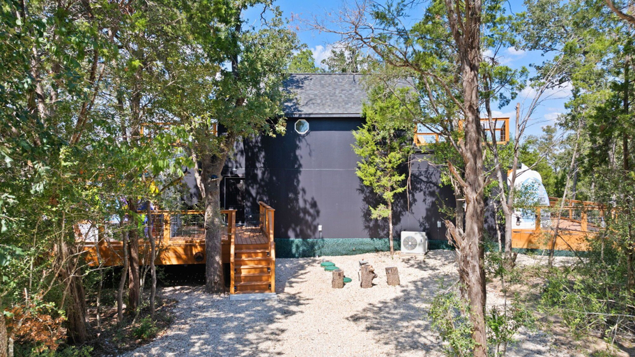 Exterior & Views 2, Zenfulcove, Bastrop
