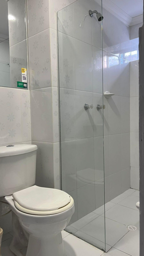 Bathroom 5, Hotel Medellin 66, Medellín