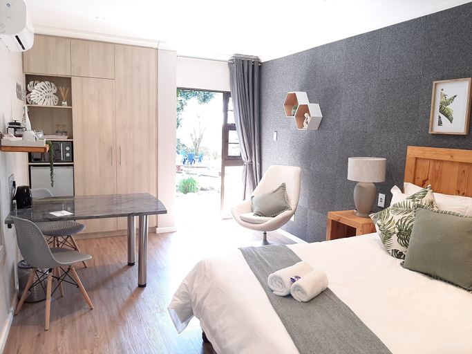 Bedroom, The Hillcrest Guesthouse, Buffalo City