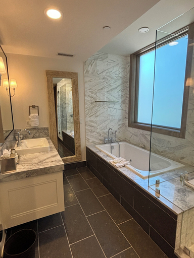 Bathroom 7