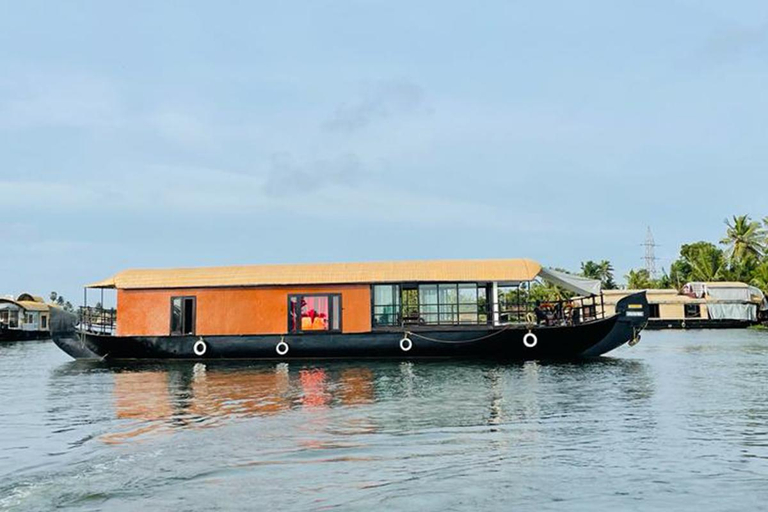 Others 2, Vinayak House Boat, Alappuzha
