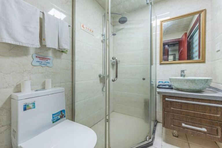 Bathroom, Tonghui Business Hotel, Ningbo
