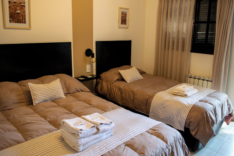 Bedroom 2, Hotel del tren, Capital
